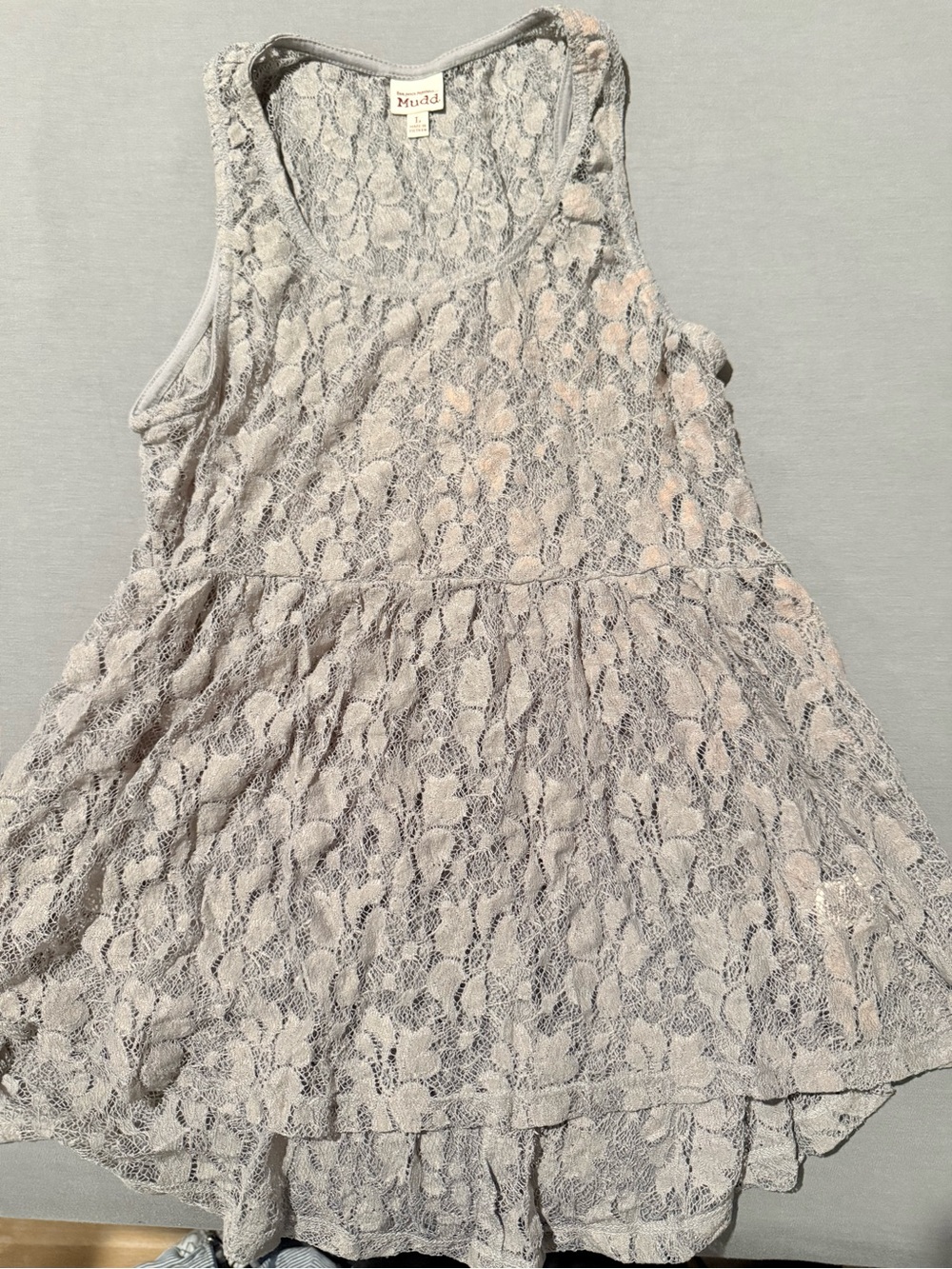 Mudd Lace Sleeveless Peplum Top in Light Gray and Blush